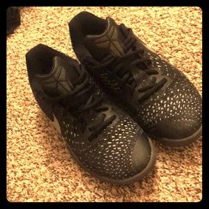 Kobe basketball shoes